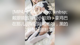 ❤️优雅气质尤物❤️极品瑜伽老师趁着老公不在家主动勾引我操她 说喜欢穿着衣服趴在地上被鸡巴后入 火辣身材不要太舒服