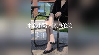 看简见有你想要的！漂亮眼镜45岁骚熟女跪地狂舔鸡吧后入大屁股大力爆操