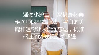 黑客破解网络摄像头监控偷拍村里小卖部老板娘表面卖东西暗地里卖逼貌似生意还不错大爷一个接一个上门