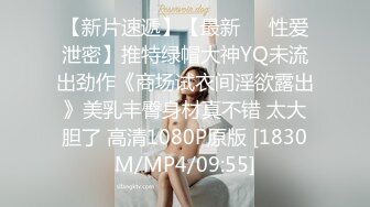 两个颜值颇高的拉拉女同在房间互舔互抠，还给对方看手上抠出来的白带