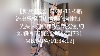 [MP4]白衣黑裙妹子啪啪，穿上情趣制服抬腿侧入猛操休息下搞了两炮