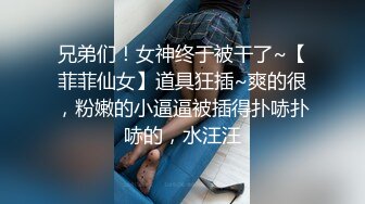 【推荐观看】以前的飞机维修师都是按照健美男模的颜值身材的,两个男的互生好感就会基情四射