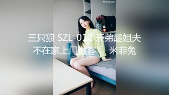 十二月最新流出大神潜入水上乐园淋浴室偷拍美女洗澡 奇芭的高颜值靓妹化完妆才去淋浴4K高清版