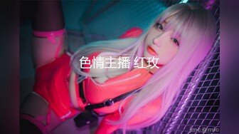 【新片速遞】&nbsp;&nbsp;新人下海直播全程露脸，小美女过年买的道具真不少，听狼友指挥揉奶玩逼自己抠呻吟可射，道具抽插玩弄水真多[1.56G/MP4/03:46:17]